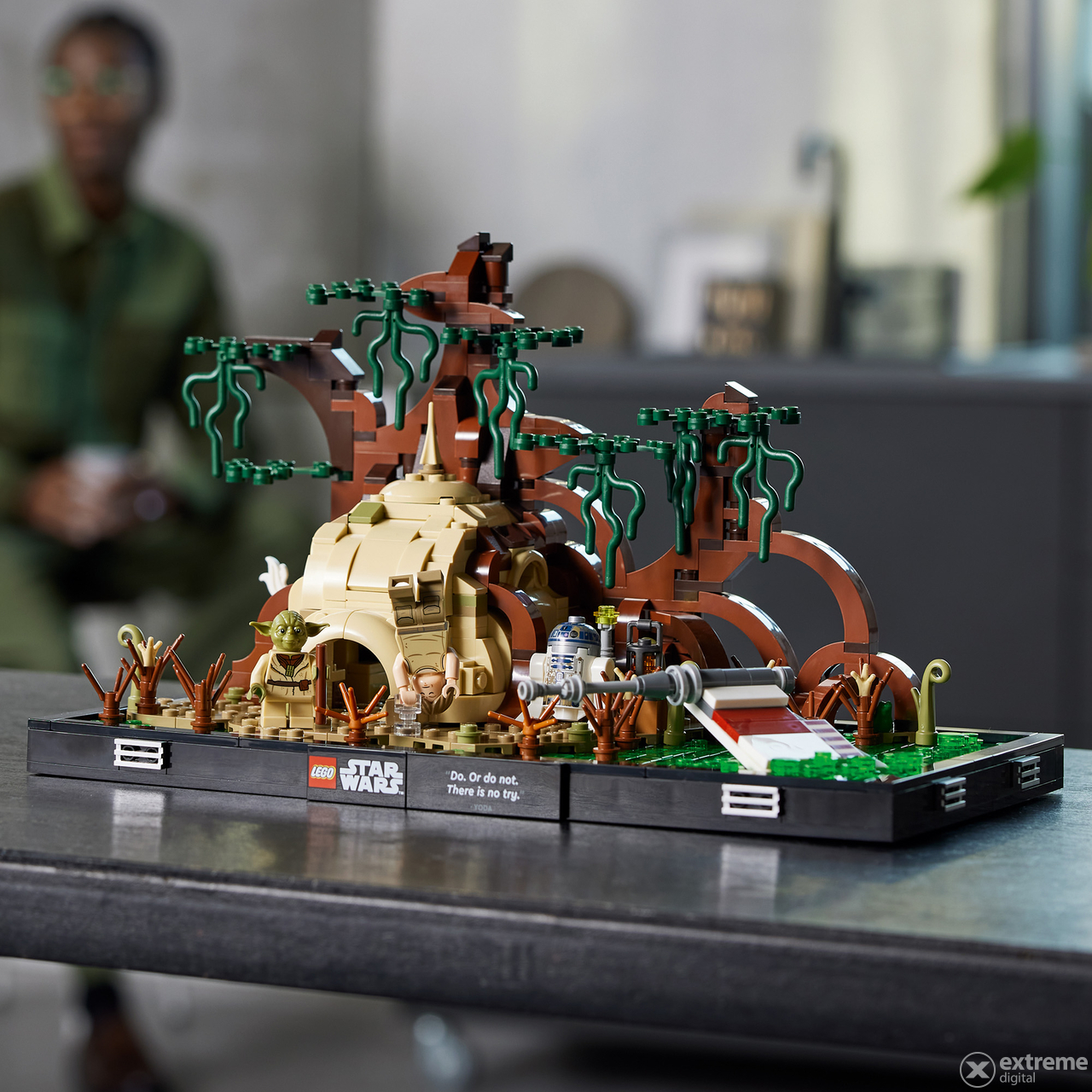 LEGO® Star Wars™ 75330 Diorama Dagobaha za obuku Jedija