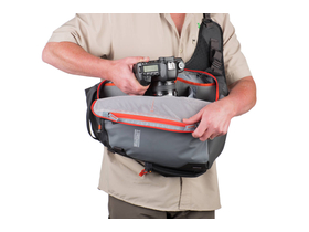 MindShift Gear PhotoCross 13 ruksak za jedno rame, Orange Ember