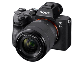 Sony Alpha 7 III fotoaparat kit (28-70mm OSS objektiv)